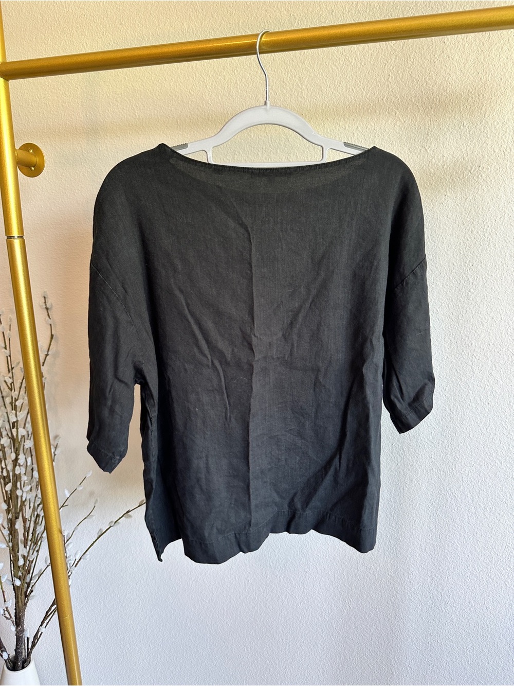 Vince Black Relaxed Short Sleeve Linen Blend Tee - Picture 3 of 6